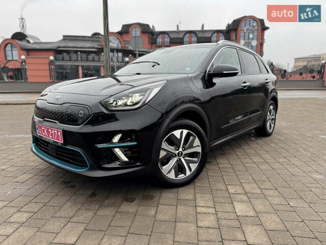 Черный Киа Niro, объемом двигателя 0 л и пробегом 159 тыс. км за 18950 $, фото 1 на Automoto.ua