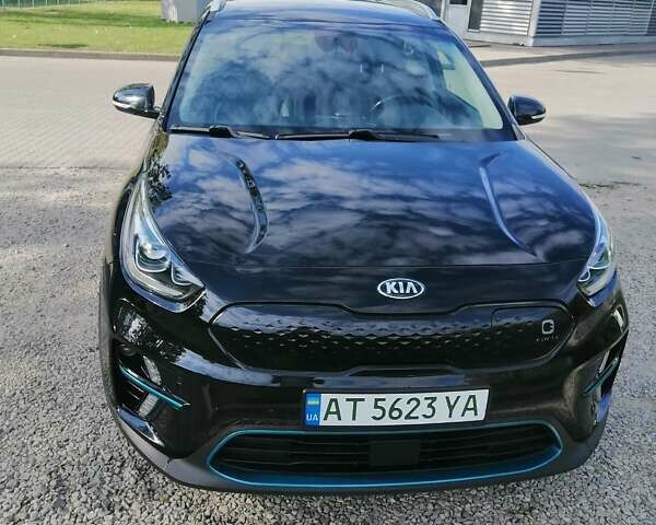Черный Киа Niro, объемом двигателя 0 л и пробегом 139 тыс. км за 17850 $, фото 1 на Automoto.ua