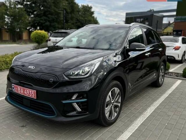 Чорний Кіа Niro, об'ємом двигуна 0 л та пробігом 110 тис. км за 18880 $, фото 1 на Automoto.ua