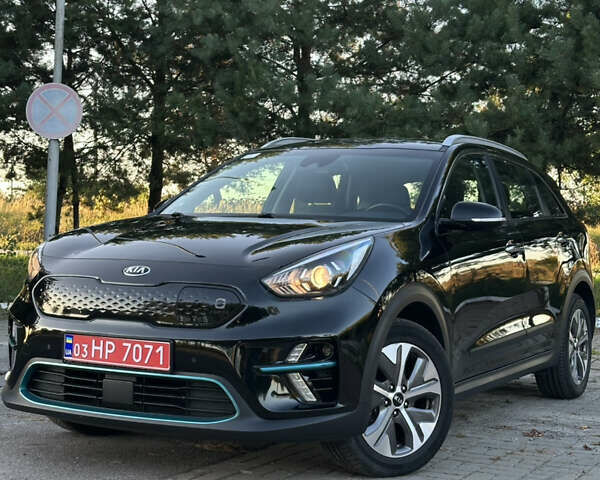 Черный Киа Niro, объемом двигателя 0 л и пробегом 112 тыс. км за 18750 $, фото 1 на Automoto.ua