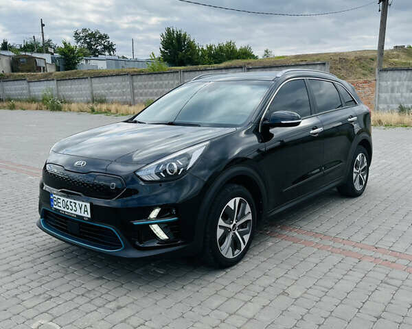 Киа Niro 2020 в Первомайск на Automoto.ua Черный Киа Niro, объемом двигателя 0 л и пробегом 121 тыс. км за 18800 $, фото 1 на Automoto.ua