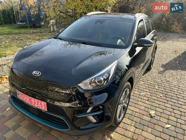 Черный Киа Niro, объемом двигателя 0 л и пробегом 112 тыс. км за 19500 $, фото 1 на Automoto.ua