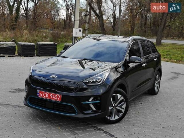 Чорний Кіа Niro, об'ємом двигуна 0 л та пробігом 115 тис. км за 20700 $, фото 1 на Automoto.ua