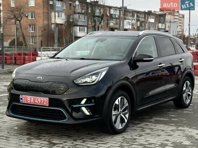 Черный Киа Niro, объемом двигателя 0 л и пробегом 128 тыс. км за 18990 $, фото 1 на Automoto.ua