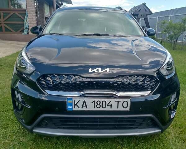 Черный Киа Niro, объемом двигателя 1.58 л и пробегом 48 тыс. км за 21800 $, фото 1 на Automoto.ua