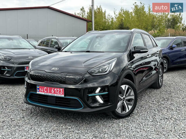 Черный Киа Niro, объемом двигателя 0 л и пробегом 62 тыс. км за 21999 $, фото 1 на Automoto.ua