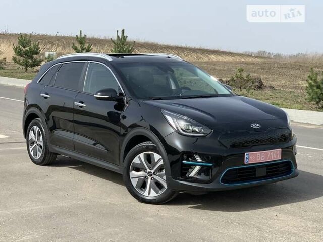 Черный Киа Niro, объемом двигателя 0 л и пробегом 36 тыс. км за 23999 $, фото 1 на Automoto.ua