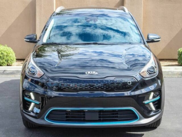 Чорний Кіа Niro, об'ємом двигуна 0 л та пробігом 16 тис. км за 6500 $, фото 1 на Automoto.ua