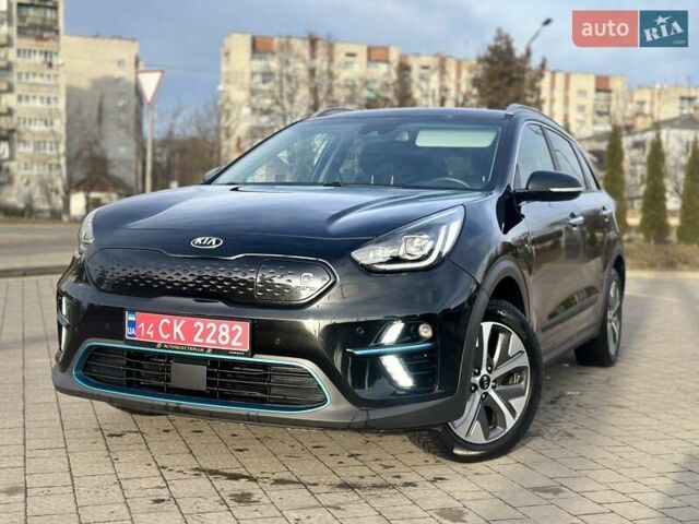 Чорний Кіа Niro, об'ємом двигуна 0 л та пробігом 117 тис. км за 18870 $, фото 1 на Automoto.ua