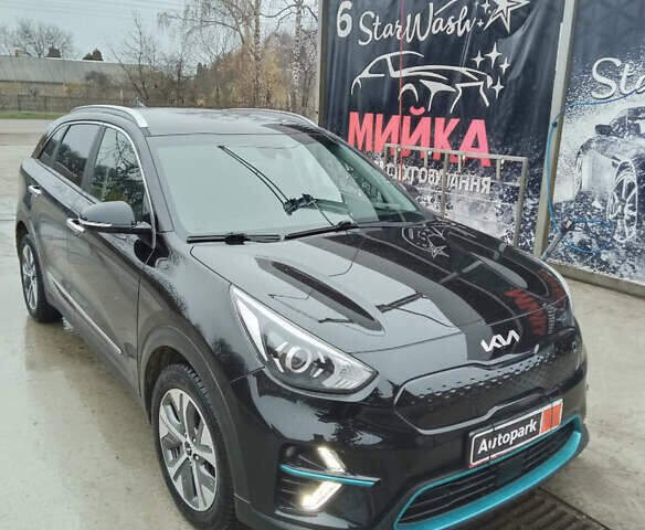 Черный Киа Niro, объемом двигателя 0 л и пробегом 125 тыс. км за 21800 $, фото 1 на Automoto.ua