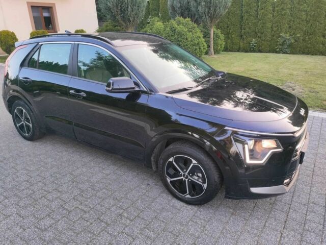 Чорний Кіа Niro, об'ємом двигуна 1.6 л та пробігом 45 тис. км за 12600 $, фото 1 на Automoto.ua