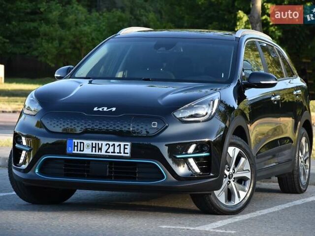 Черный Киа Niro, объемом двигателя 0 л и пробегом 35 тыс. км за 24399 $, фото 1 на Automoto.ua