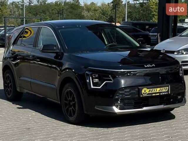 Чорний Кіа Niro, об'ємом двигуна 0 л та пробігом 2 тис. км за 27300 $, фото 1 на Automoto.ua