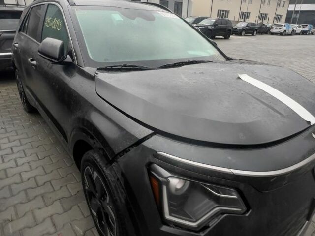 Черный Киа Niro, объемом двигателя 0 л и пробегом 60 тыс. км за 20000 $, фото 1 на Automoto.ua