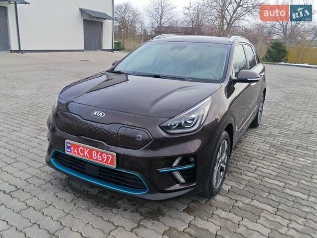 Коричневый Киа Niro, объемом двигателя 0 л и пробегом 118 тыс. км за 18200 $, фото 1 на Automoto.ua
