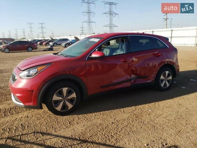 Кіа Niro 2017 у Львові на Automoto.ua Червоний Кіа Niro, об'ємом двигуна 1.58 л та пробігом 137 тис. км за 3000 $, фото 1 на Automoto.ua
