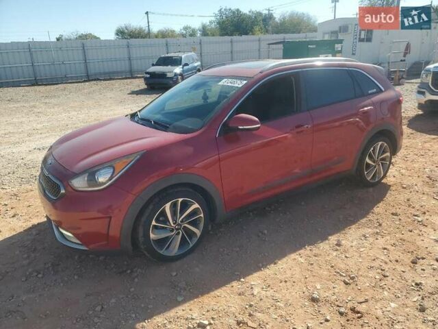 Красный Киа Niro, объемом двигателя 1.58 л и пробегом 166 тыс. км за 2850 $, фото 1 на Automoto.ua