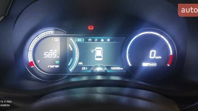 Червоний Кіа Niro, об'ємом двигуна 0 л та пробігом 169 тис. км за 17300 $, фото 1 на Automoto.ua