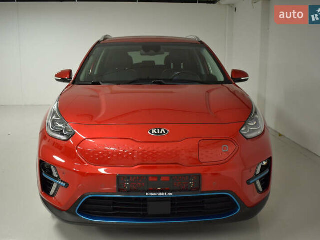 Красный Киа Niro, объемом двигателя 0 л и пробегом 83 тыс. км за 13300 $, фото 1 на Automoto.ua