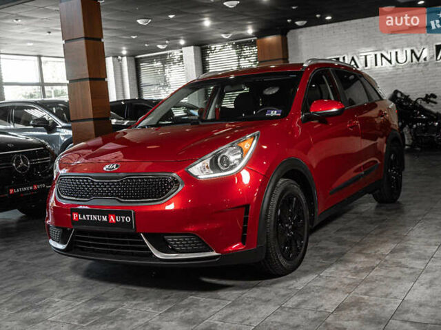 Красный Киа Niro, объемом двигателя 1.58 л и пробегом 163 тыс. км за 14900 $, фото 1 на Automoto.ua