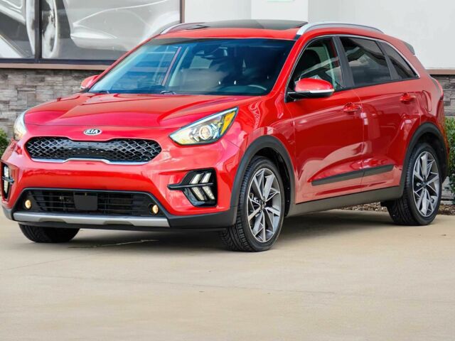 Красный Киа Niro, объемом двигателя 1.6 л и пробегом 38 тыс. км за 13500 $, фото 1 на Automoto.ua