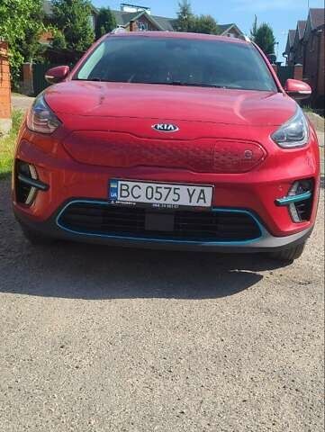 Красный Киа Niro, объемом двигателя 0 л и пробегом 62 тыс. км за 22000 $, фото 1 на Automoto.ua