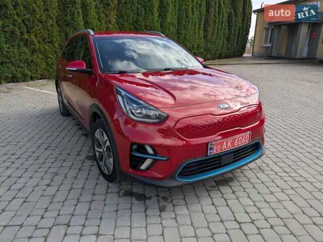 Червоний Кіа Niro, об'ємом двигуна 0 л та пробігом 146 тис. км за 19900 $, фото 1 на Automoto.ua