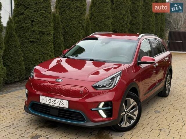 Червоний Кіа Niro, об'ємом двигуна 0 л та пробігом 118 тис. км за 18450 $, фото 1 на Automoto.ua