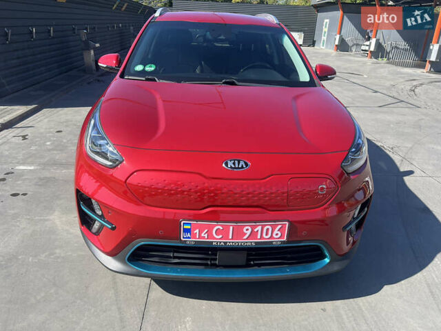 Червоний Кіа Niro, об'ємом двигуна 0 л та пробігом 151 тис. км за 19999 $, фото 1 на Automoto.ua