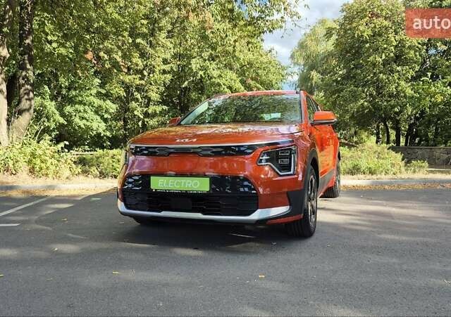 Красный Киа Niro, объемом двигателя 0 л и пробегом 1 тыс. км за 28500 $, фото 1 на Automoto.ua