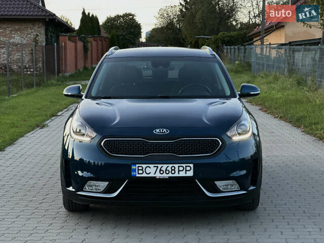Киа Niro, объемом двигателя 1.58 л и пробегом 135 тыс. км за 17000 $, фото 1 на Automoto.ua