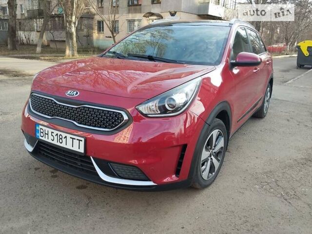 Киа Niro, объемом двигателя 1.58 л и пробегом 172 тыс. км за 13500 $, фото 1 на Automoto.ua