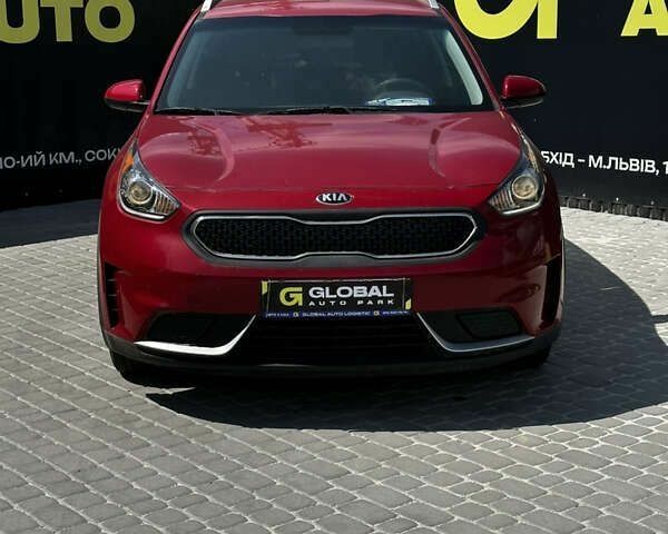 Киа Niro, объемом двигателя 0 л и пробегом 168 тыс. км за 13800 $, фото 1 на Automoto.ua