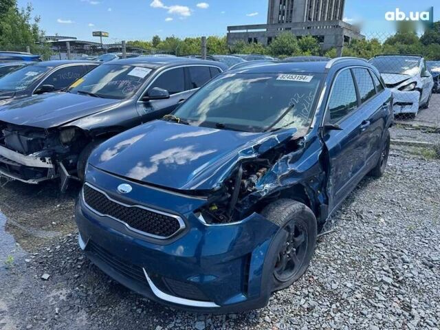 Киа Niro, объемом двигателя 0 л и пробегом 130 тыс. км за 9700 $, фото 1 на Automoto.ua