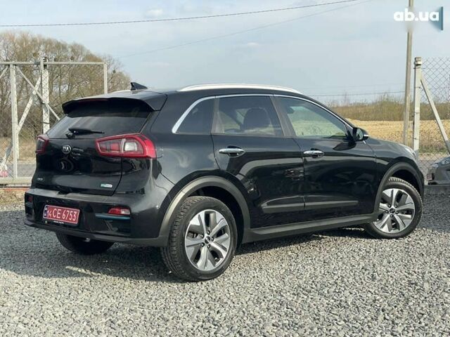 Киа Niro, объемом двигателя 0 л и пробегом 136 тыс. км за 17400 $, фото 1 на Automoto.ua