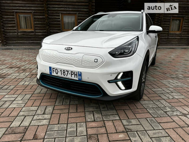 Кіа Niro, об'ємом двигуна 0 л та пробігом 119 тис. км за 22999 $, фото 1 на Automoto.ua