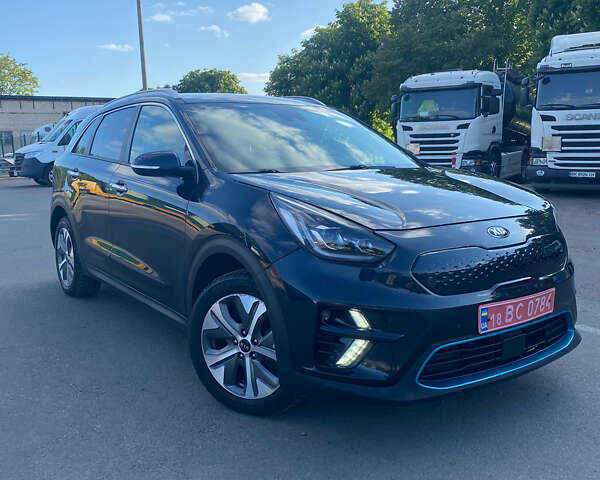 Кіа Niro, об'ємом двигуна 0 л та пробігом 100 тис. км за 17900 $, фото 1 на Automoto.ua