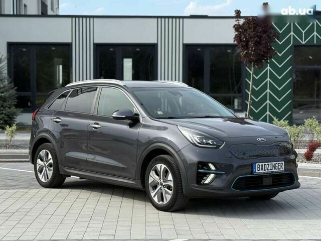 Киа Niro, объемом двигателя 0 л и пробегом 114 тыс. км за 19700 $, фото 1 на Automoto.ua
