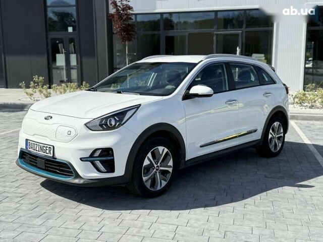Киа Niro, объемом двигателя 0 л и пробегом 130 тыс. км за 18900 $, фото 1 на Automoto.ua