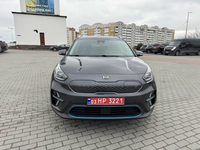 Серый Киа Niro, объемом двигателя 0 л и пробегом 146 тыс. км за 17100 $, фото 1 на Automoto.ua