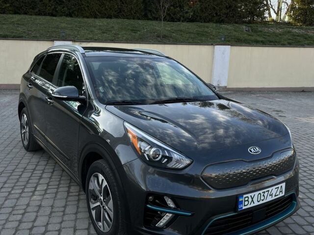 Сірий Кіа Niro, об'ємом двигуна 0 л та пробігом 33 тис. км за 18800 $, фото 1 на Automoto.ua