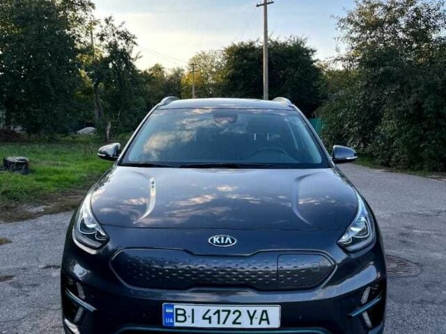 Сірий Кіа Niro, об'ємом двигуна 0 л та пробігом 120 тис. км за 20803 $, фото 1 на Automoto.ua