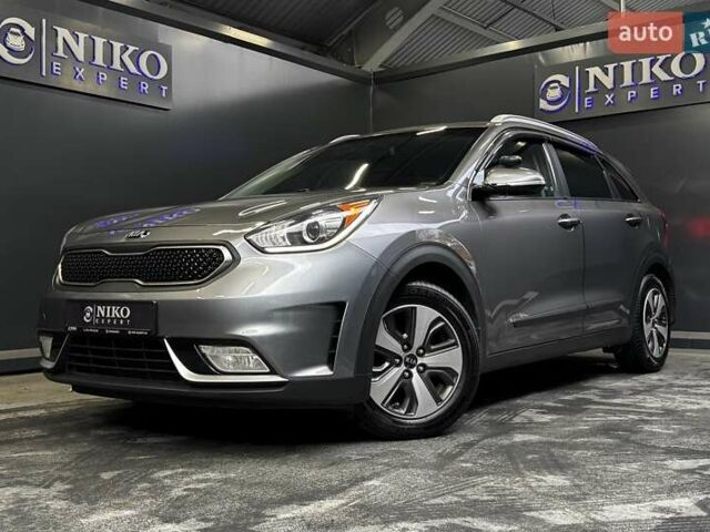 Кіа Niro 2017 у Києві на Automoto.ua Сірий Кіа Niro, об'ємом двигуна 1.6 л та пробігом 213 тис. км за 14000 $, фото 1 на Automoto.ua