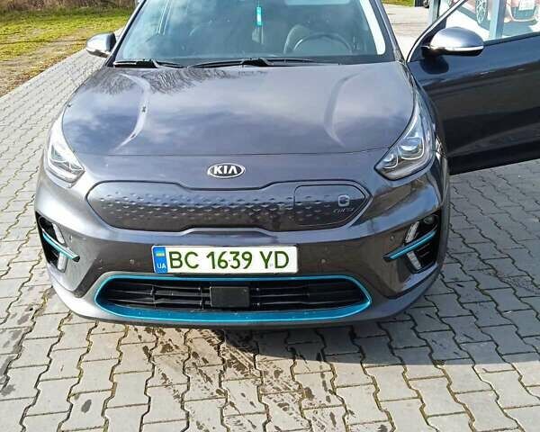 Сірий Кіа Niro, об'ємом двигуна 0 л та пробігом 139 тис. км за 17896 $, фото 1 на Automoto.ua