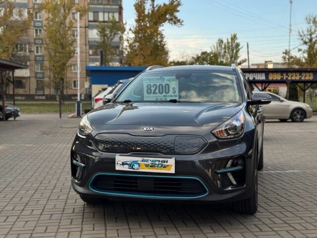 Киа Niro 2019 в Кривом Роге на Automoto.ua Серый Киа Niro, объемом двигателя 0 л и пробегом 173 тыс. км за 17250 $, фото 1 на Automoto.ua