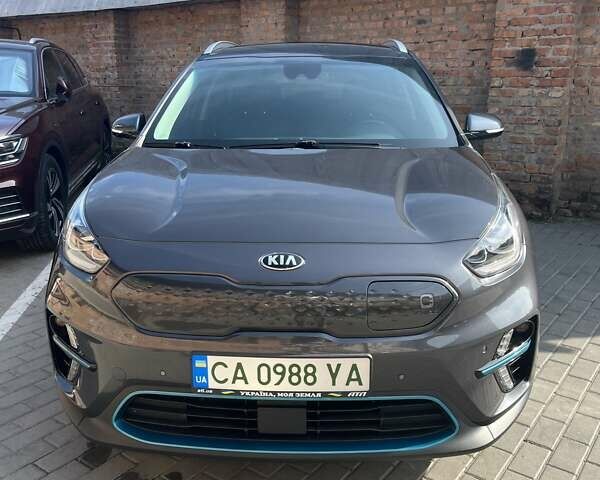 Серый Киа Niro, объемом двигателя 0 л и пробегом 109 тыс. км за 18500 $, фото 1 на Automoto.ua