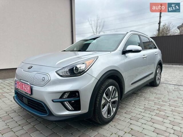 Сірий Кіа Niro, об'ємом двигуна 0 л та пробігом 110 тис. км за 16400 $, фото 1 на Automoto.ua