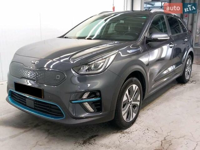 Серый Киа Niro, объемом двигателя 0 л и пробегом 125 тыс. км за 17500 $, фото 1 на Automoto.ua