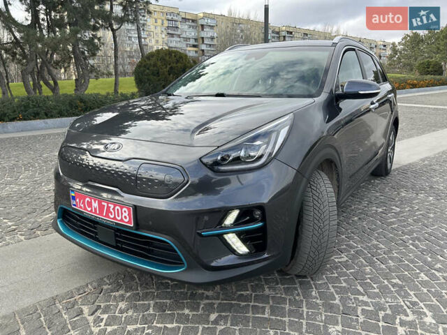 Сірий Кіа Niro, об'ємом двигуна 0 л та пробігом 113 тис. км за 19580 $, фото 1 на Automoto.ua