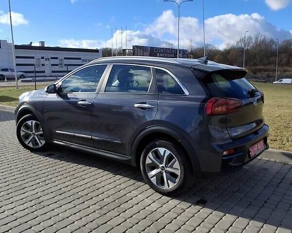 Сірий Кіа Niro, об'ємом двигуна 0 л та пробігом 91 тис. км за 19300 $, фото 1 на Automoto.ua